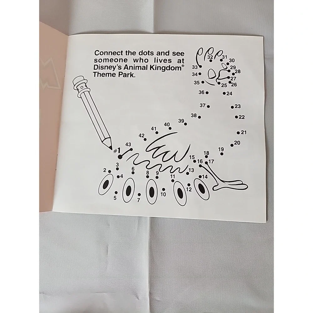 Vintage Disney Mickey's Busy Book 1986 Rare Fan Gift‎ New